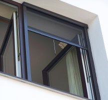 Cửa lưới tự cuốn
